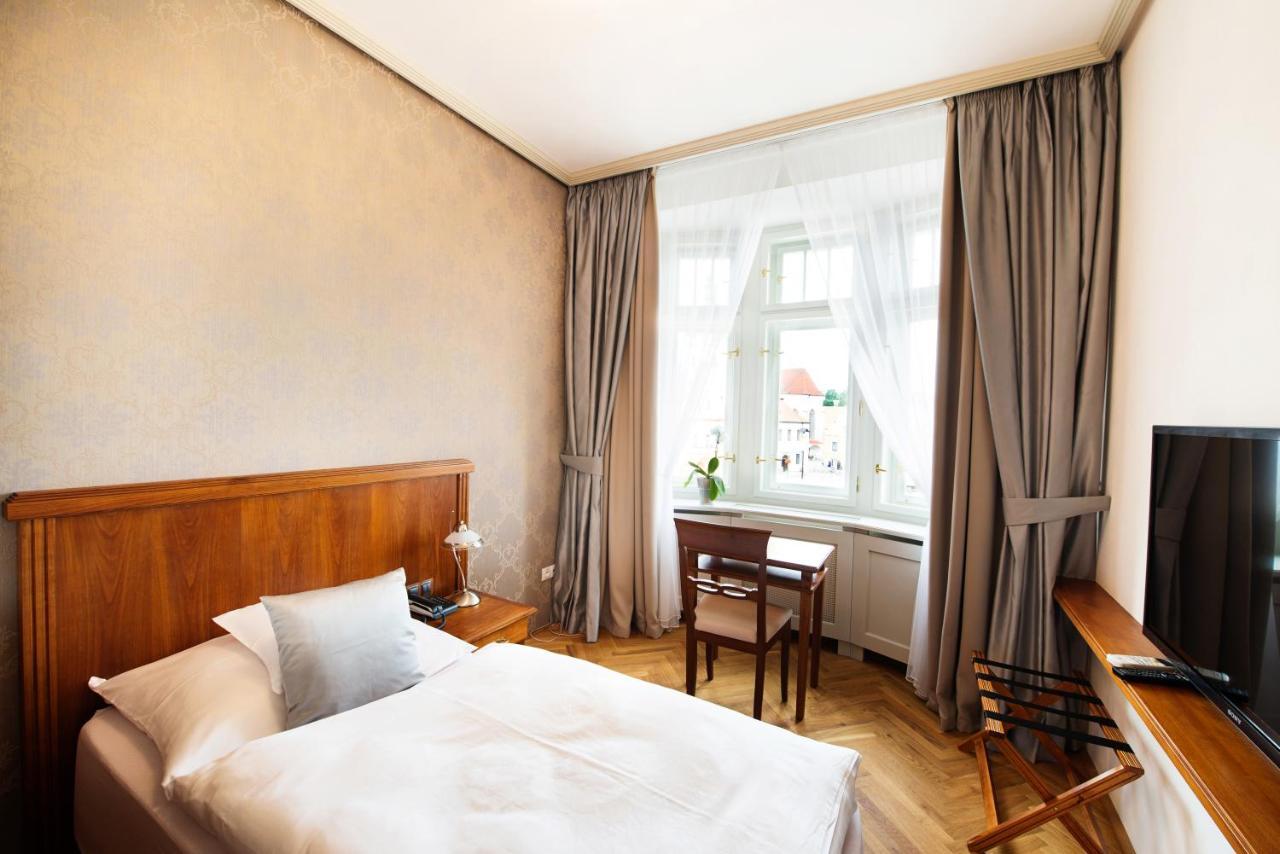 Hotel Slavie Pelhřimov Extérieur photo