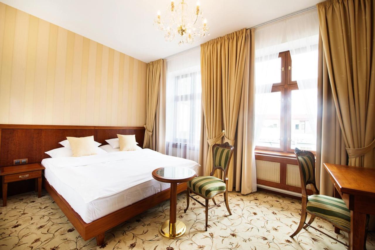 Hotel Slavie Pelhřimov Extérieur photo